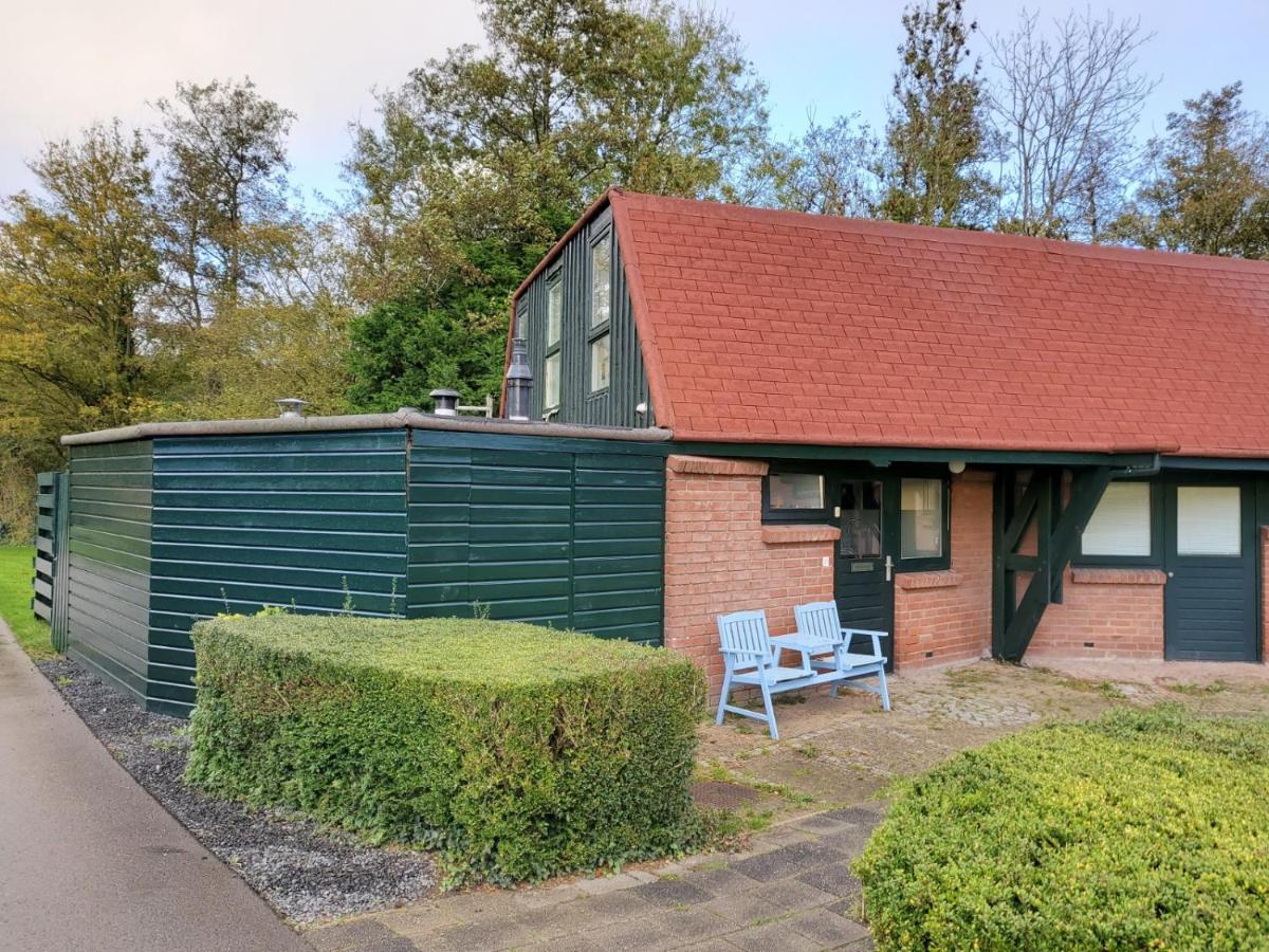 Luxe Vakantiehuisje In Prachtige En Rustgevende Omgeving Nieuwe-Niedorp Luaran gambar