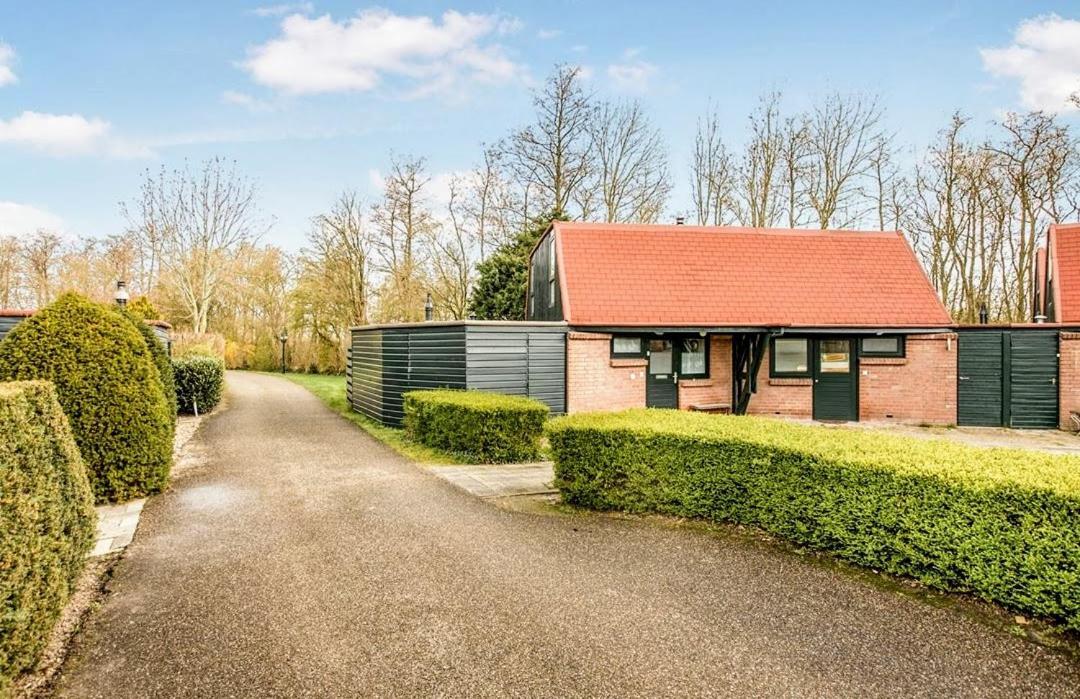 Luxe Vakantiehuisje In Prachtige En Rustgevende Omgeving Nieuwe-Niedorp Luaran gambar